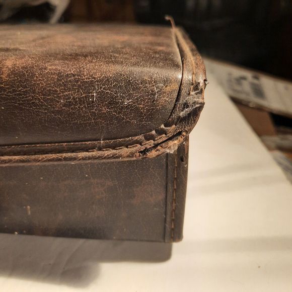 21 Vintage Cassettes - CCM Collection and Case - Picture 7 of 13